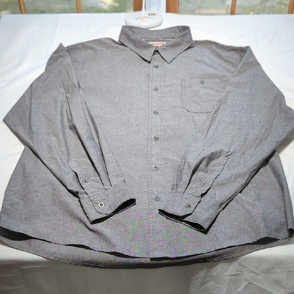 Wrangler Men's Charcoal Button-Down Shirt - Picture 1 of 12
